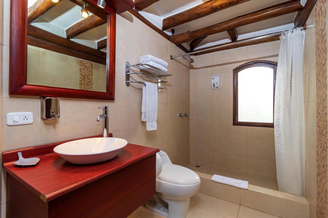 Hotel Ile Baños Zewnętrze zdjęcie